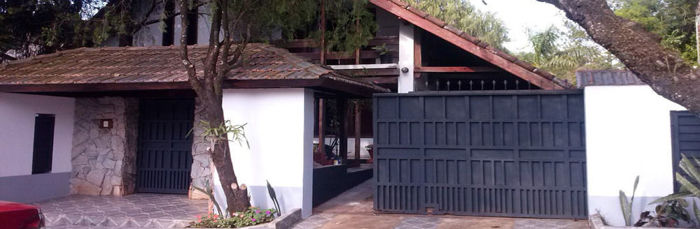 Petit Hotel Caraguata Puerto Iguazú Exterior foto