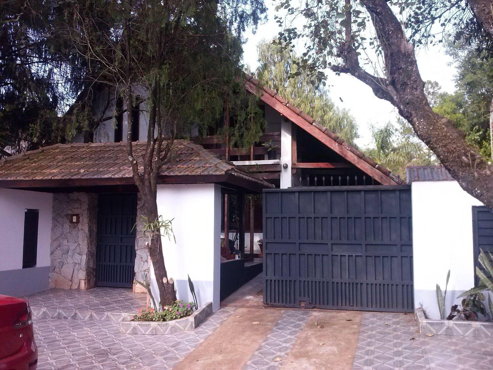 Petit Hotel Caraguata Puerto Iguazú Exterior foto