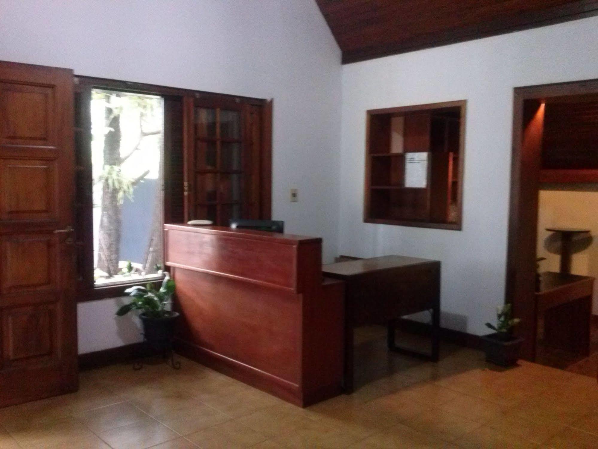 Petit Hotel Caraguata Puerto Iguazú Exterior foto
